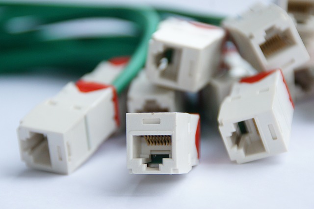 síťové konektory